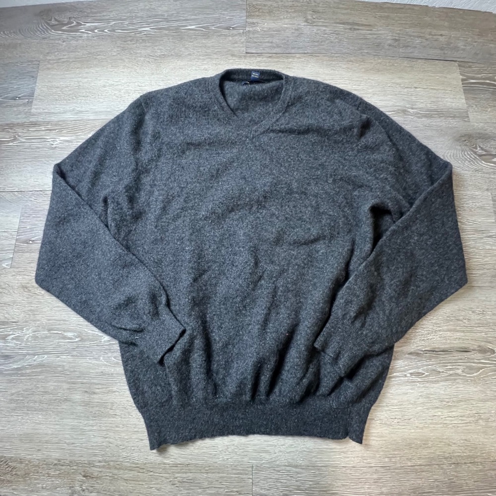 Club Room Sweater Mens XL Gray 100% Cashmere V-Neck 2-Ply Pullover Soft AT38